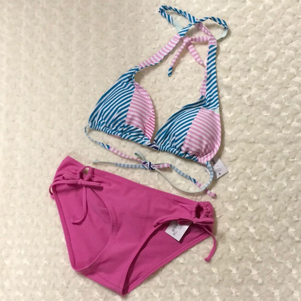 🎉HP x 2🎉 New Medium Patchwork Stripes Bikini Top Pink Bottom
